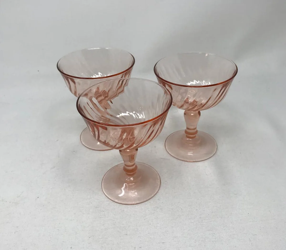 3 Arcoroc Pink Swirl Champagne / Tall Sherbert Glasses Rosaline Optic Vintage