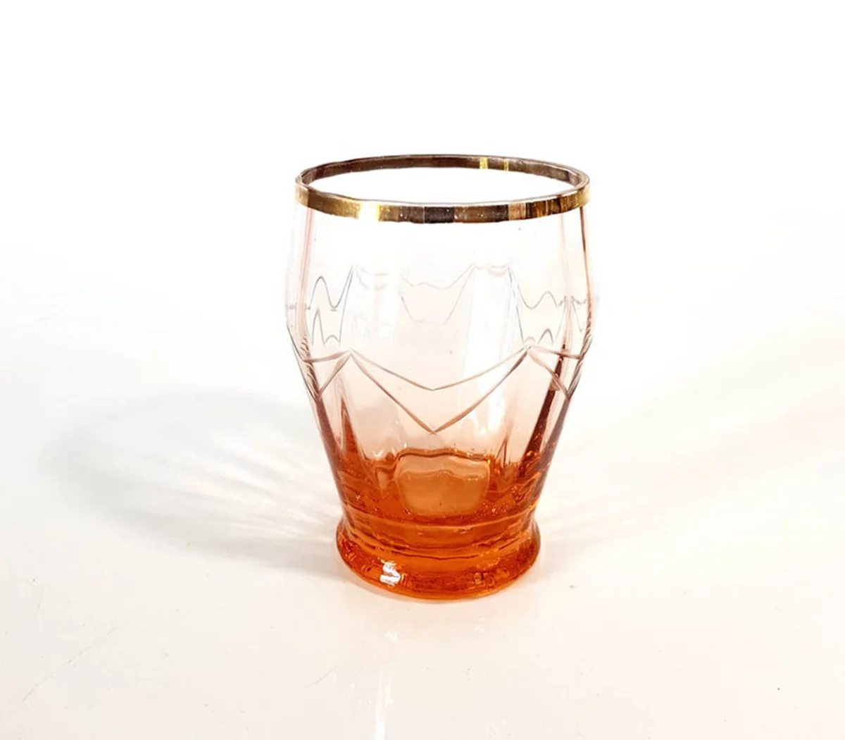 Art deco Salmon Pink Water Glass, Etched Glass Pink Glassware Vintage, Pink Depressionglass with Golden Rim, Pink Tumbler Glass