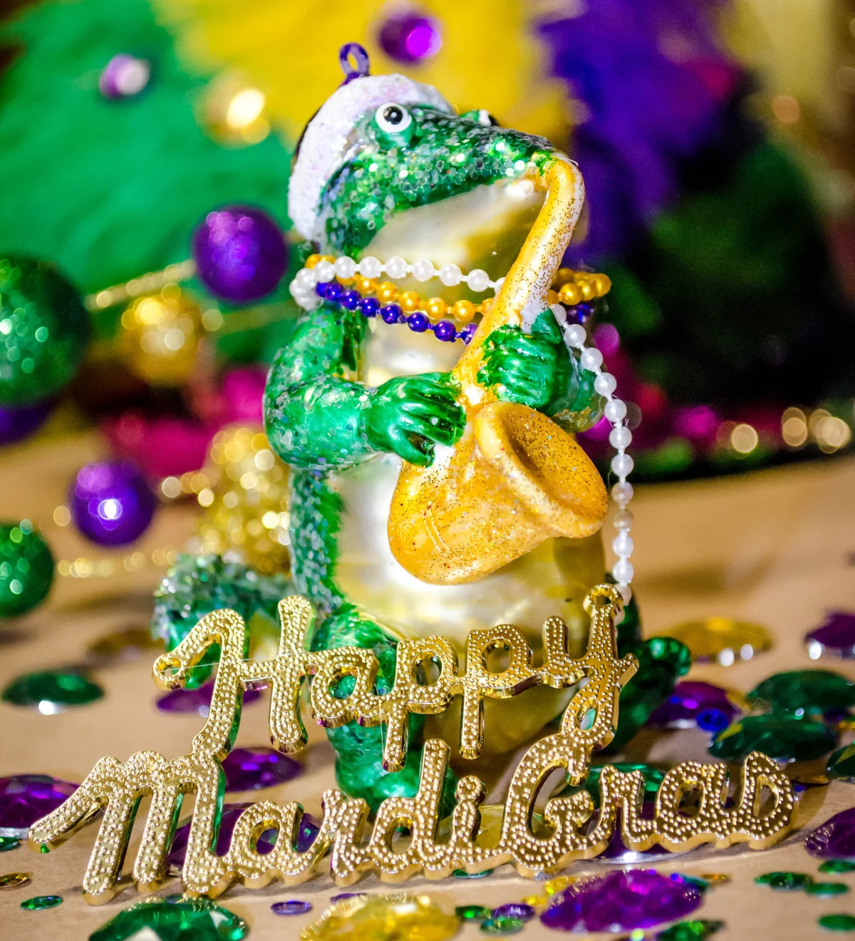 Happy Mardi Gras alligator decoration