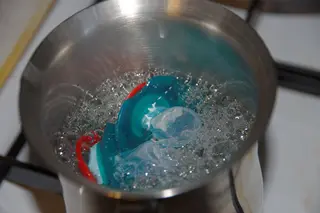 how hot does water have to be to kill bac heater temperature for killing bacteria/ 140 degrees F Does Boiling Water Kill Bacteria?