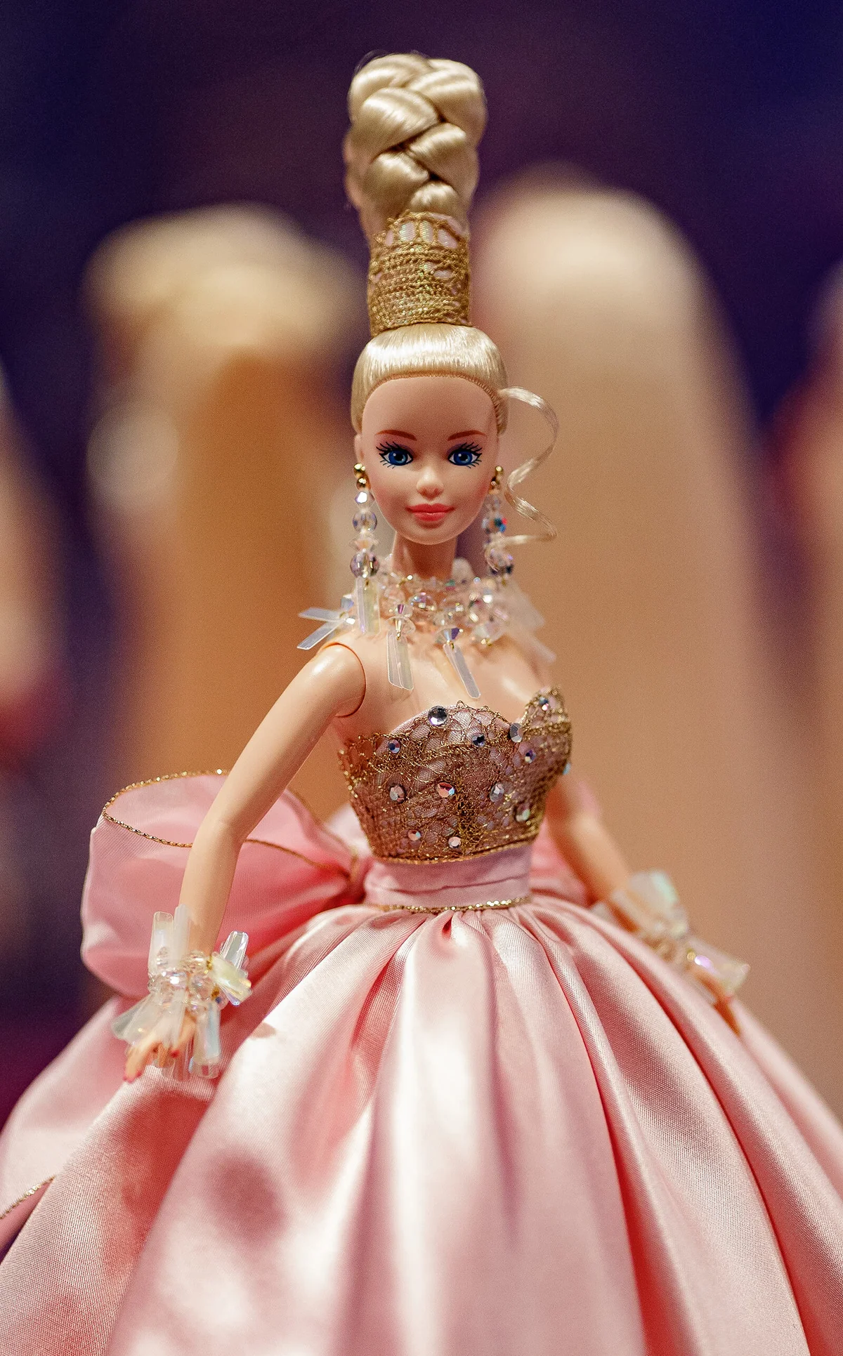 pink splendor barbie doll is seen on display at the exhibition 'Barbie, mas alla de la muñeca' - Getty editorial image