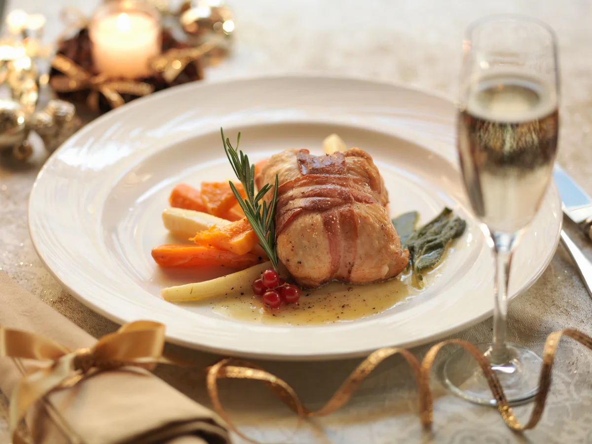 Sparkling wine with turkey