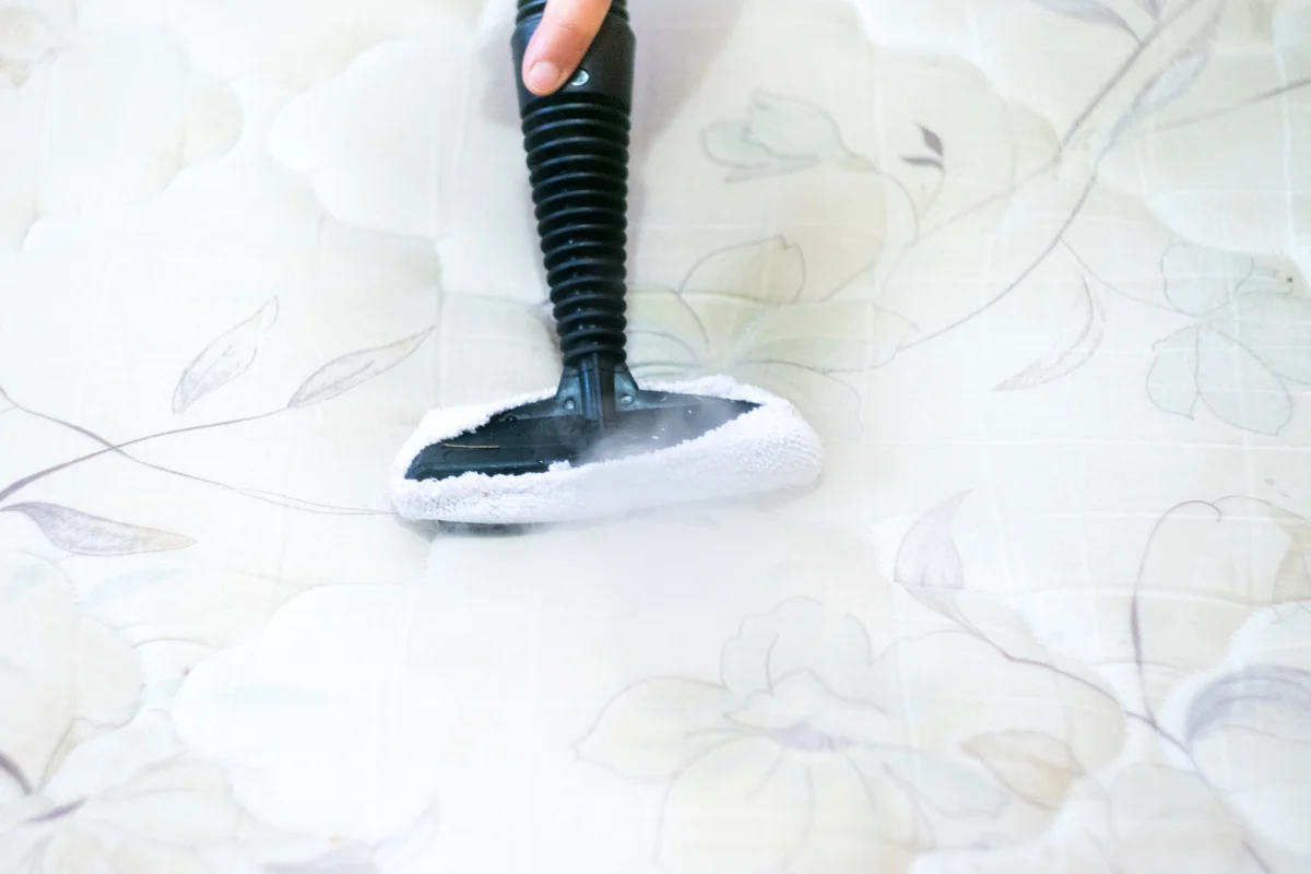 Commercial steam cleaning mattress