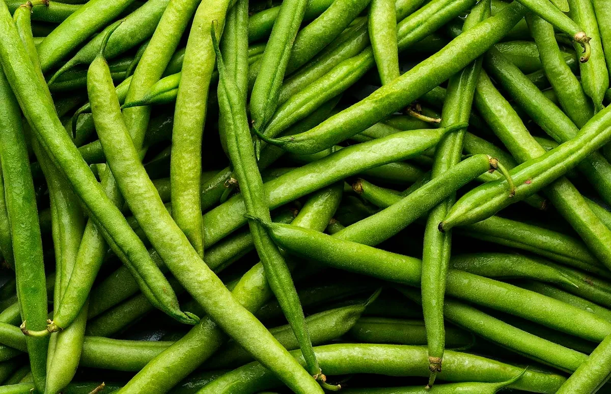 Pile of green string beans