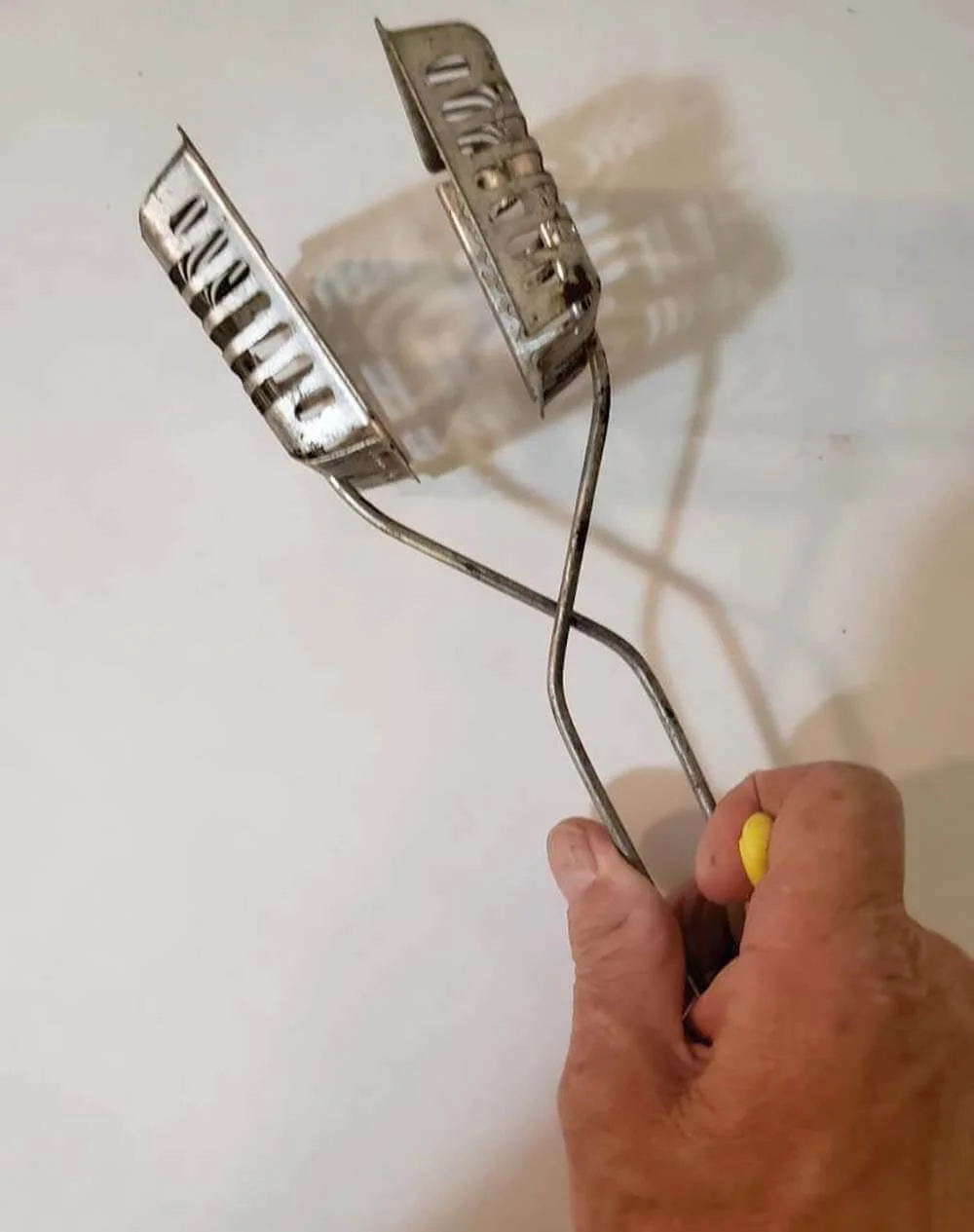 Soap Saver, Androck Squeeze To Open
