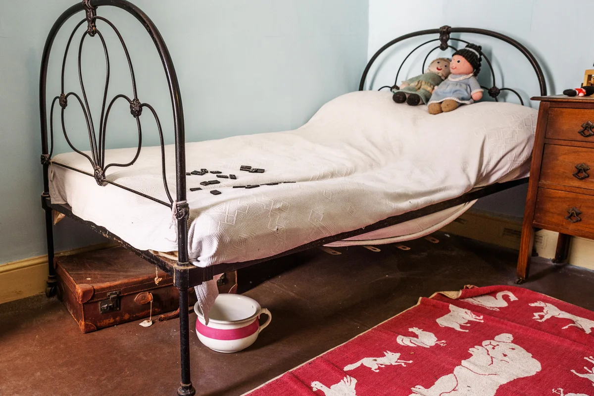 Old 1940 s child s bedroom