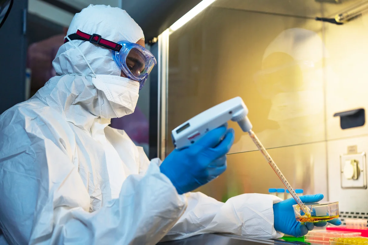 Scientist in the lab performing tests