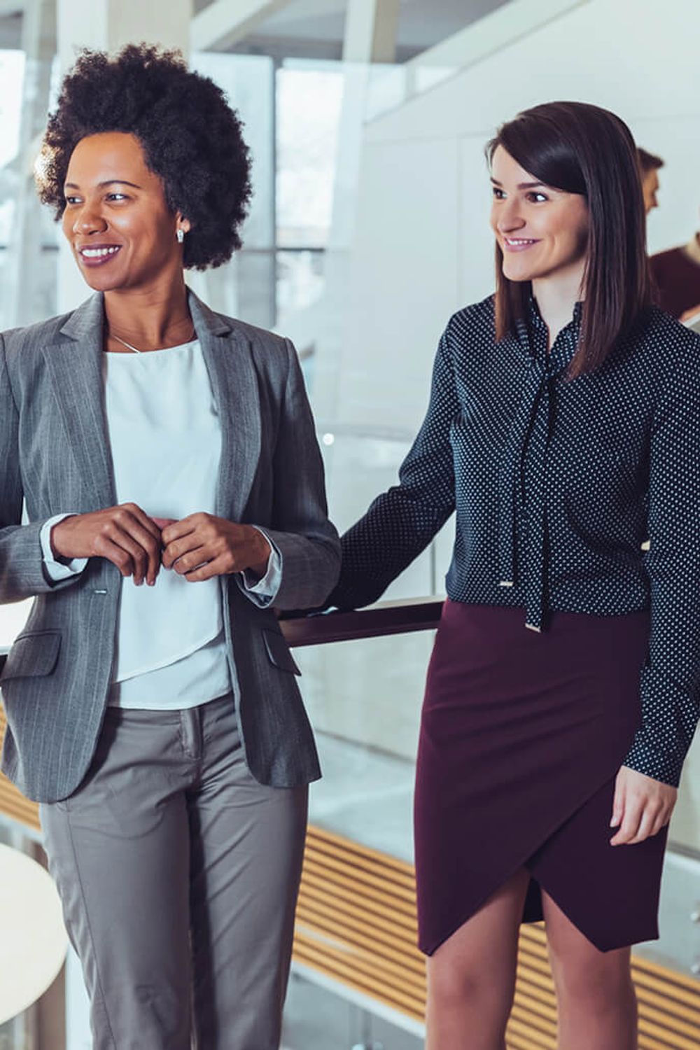 business lady dress up Professional Attire for Women: Your Capsule Wardrobe BMSM26