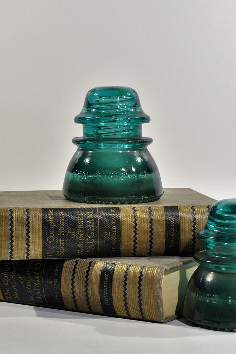 Hemingray-42 Glass Insulator Value & Identification Guide