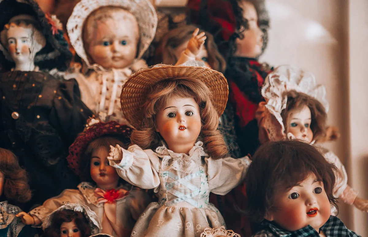 Antique dolls