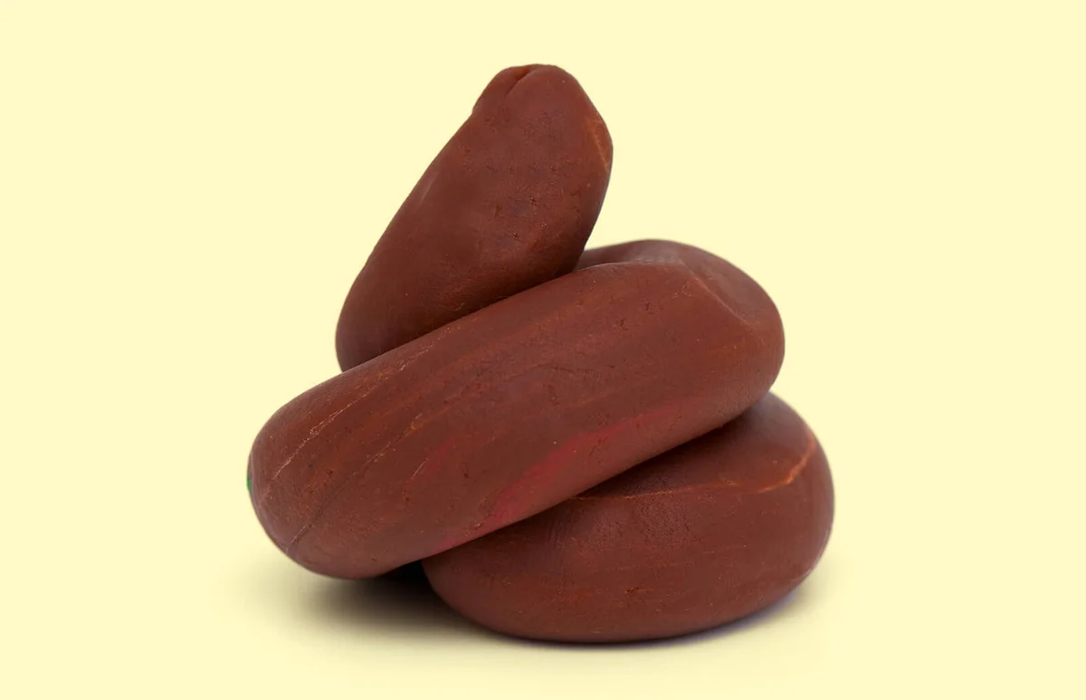 plasticine poop