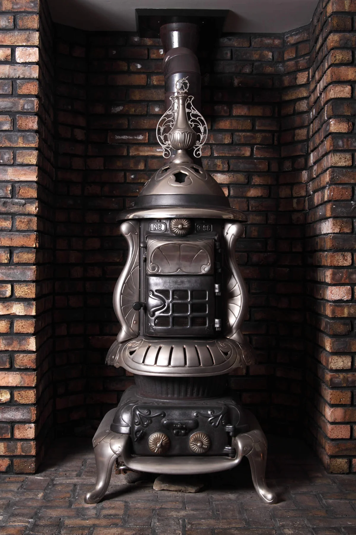 Wood burning stove