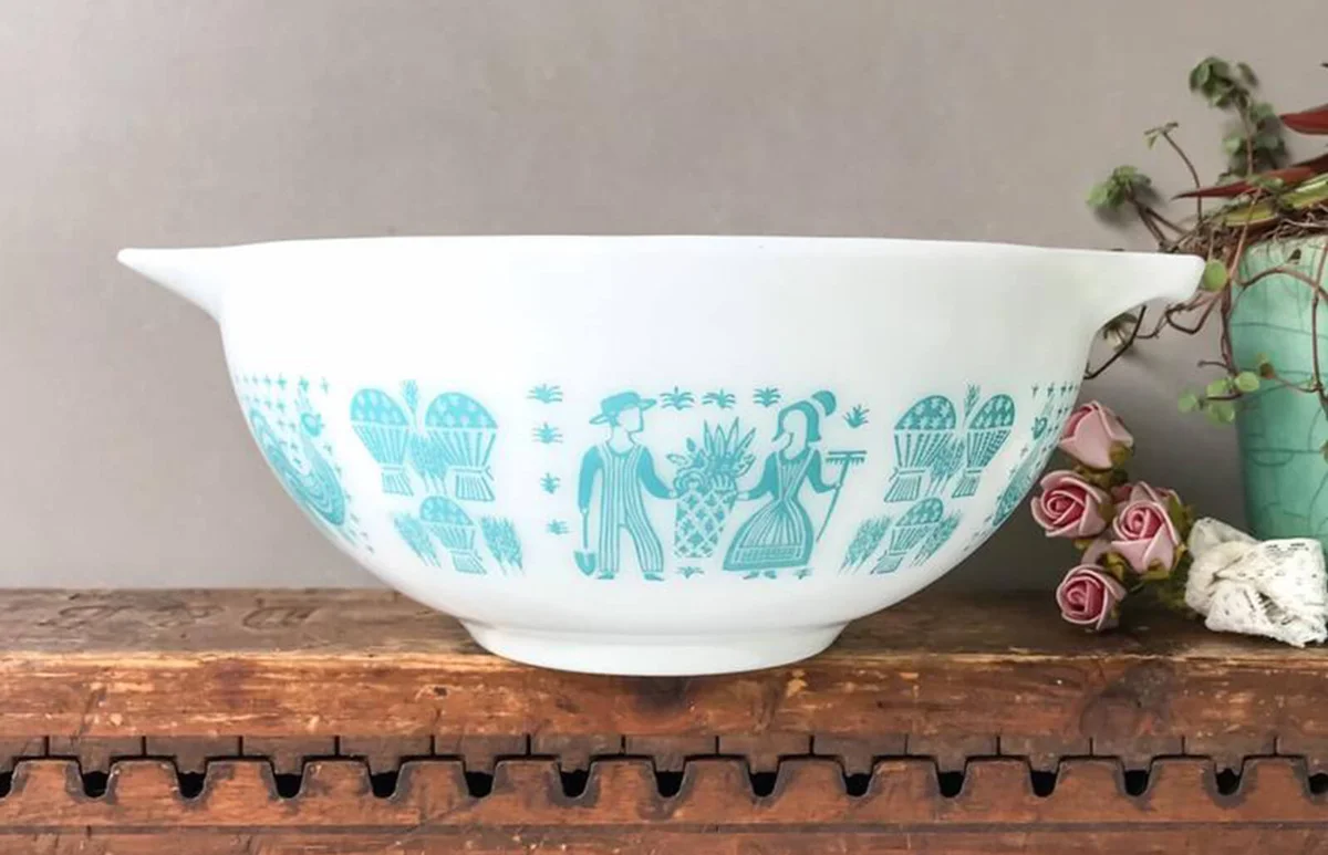 Pyrex butterprint Amish, Turquoise Cinderella Bowls, #442 #443 Mixing Bowls, 70's American Kitchenware, Vintage Pyrex