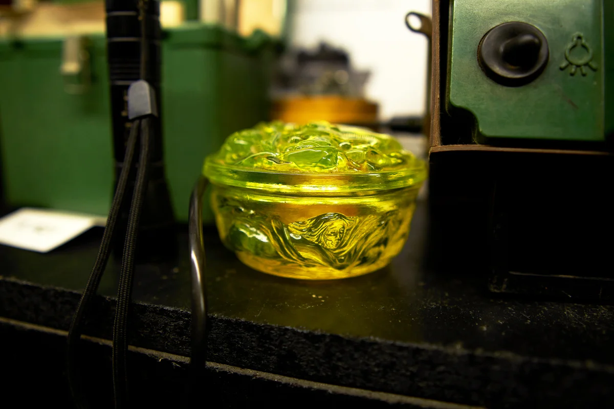 Yellowish-green uranium glass in the exposition of the Bunker 703 museum