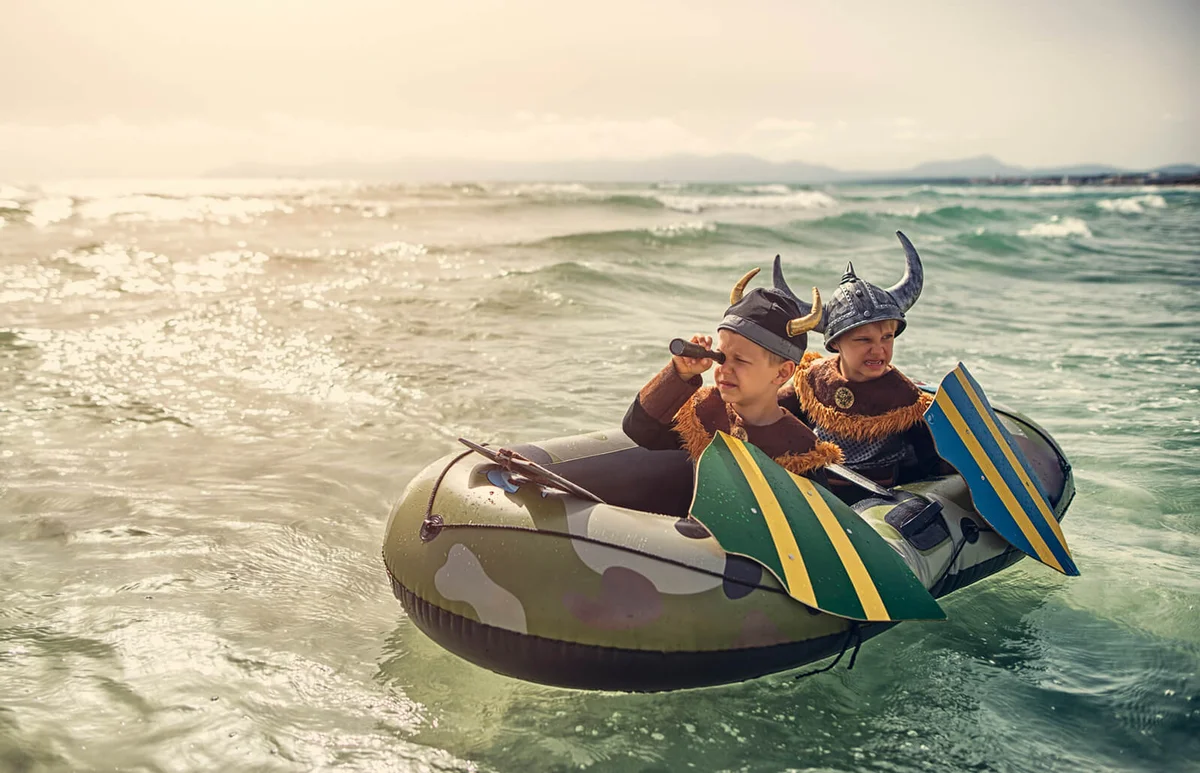 Little vikings on a boat looking for someone to raid