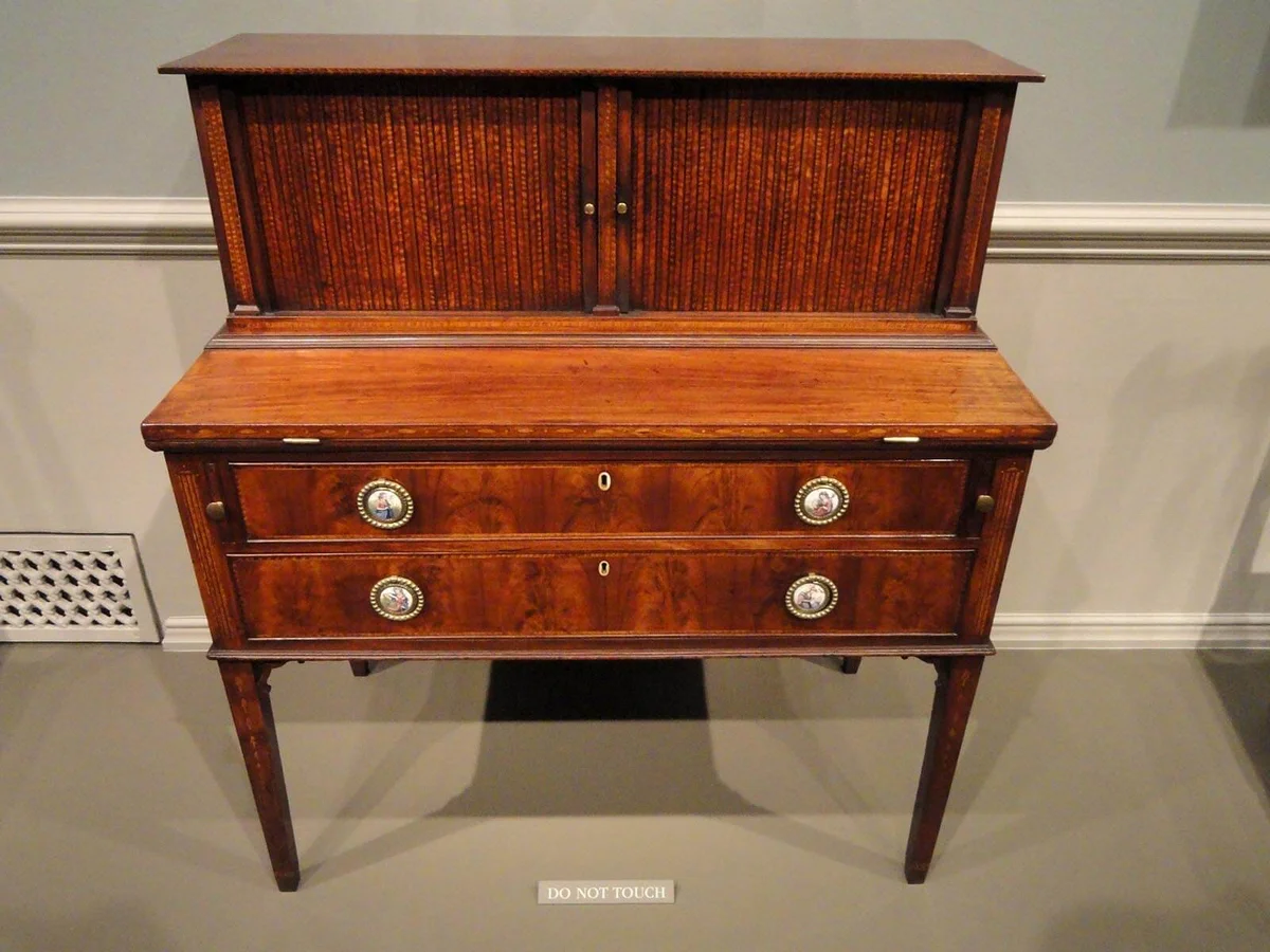 Tambour Desk, attributed to John and Thomas Seymour, Boston, 1793-1798. Furniture exhibited in the National Gallery of Art, Washington, DC, USA