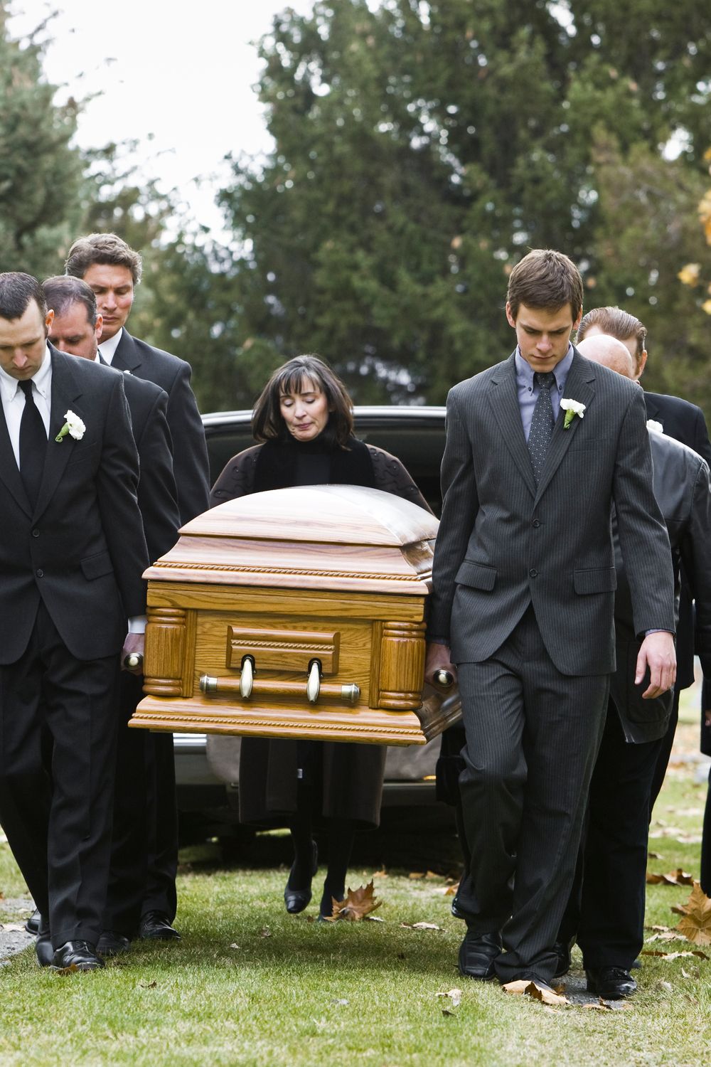 comprehensive-guide-to-pallbearer-duties-and-etiquette