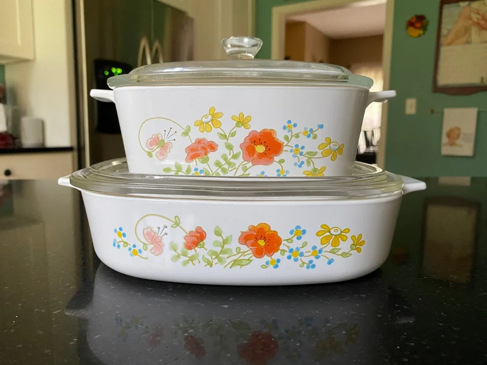 Corning Ware Wildflower Covered Casserole Dishes, 2 Styles Available - Your Choice: A-1 1/2-B ~or~ A-8-B