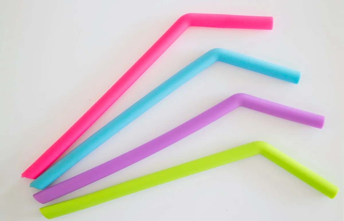 Silicone drinking straw for reusable