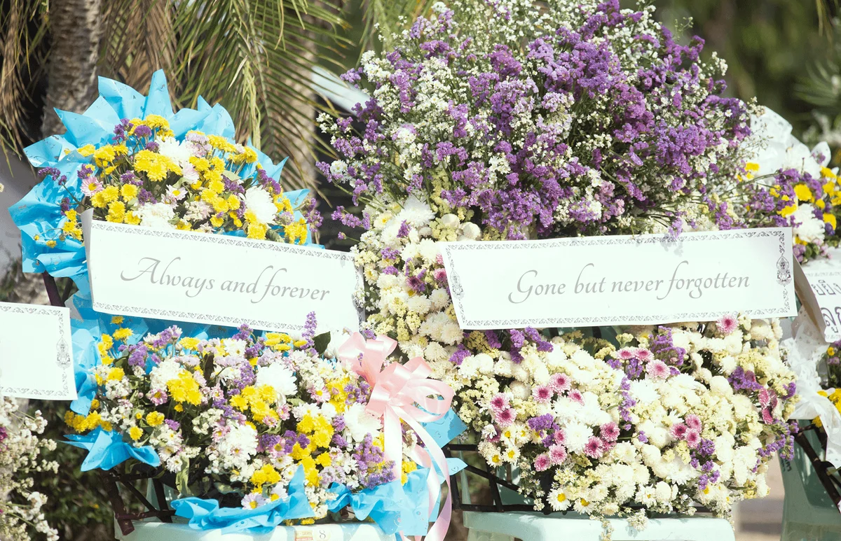 Funeral wreath messages