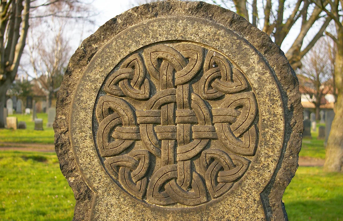 Celtic knot symbol