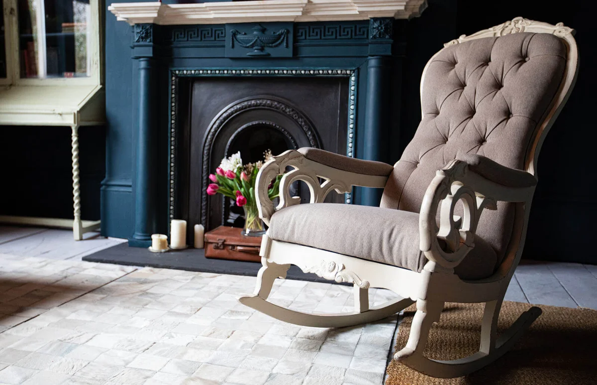 Drawing room with high ceilings and architectural features