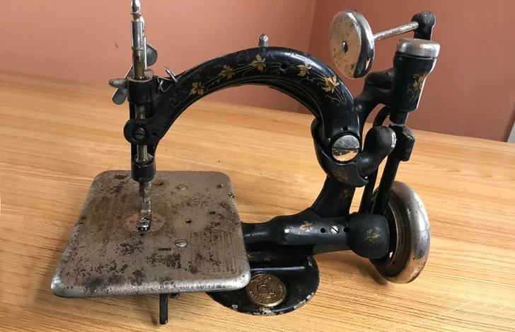 Exploring the Legacy of Willcox & Gibbs Sewing Machines