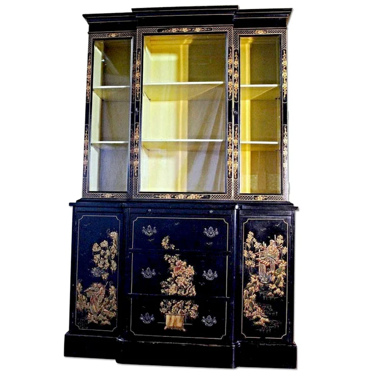 Chippendale Chinoiserie Breakfront China Cabinet