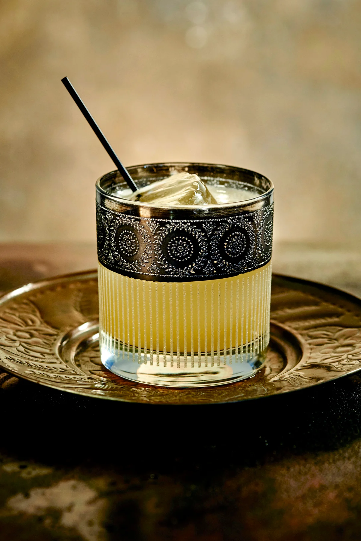 Penicillin cocktail made with candied ginger, scotch whisky and lemon juice