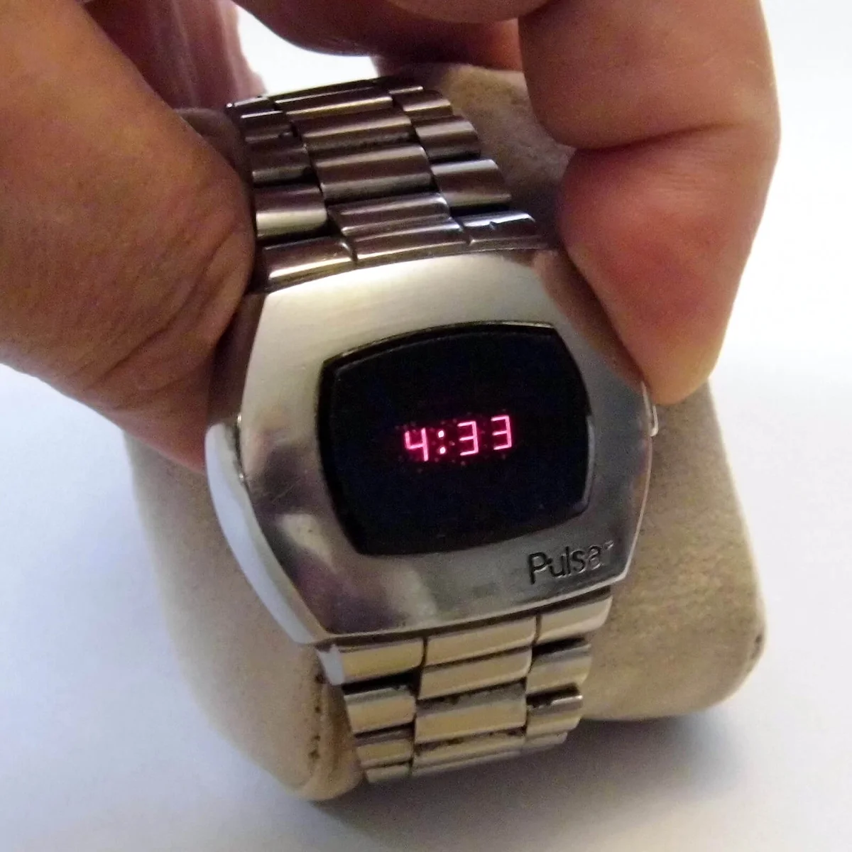 Vintage Pulsar Model P2 Time Computer LED Watch (Stainless) with Original Band
