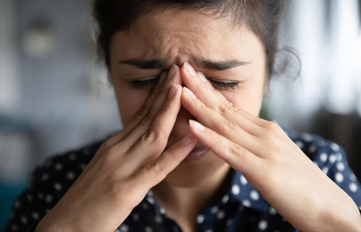 woman cope with loss and grief