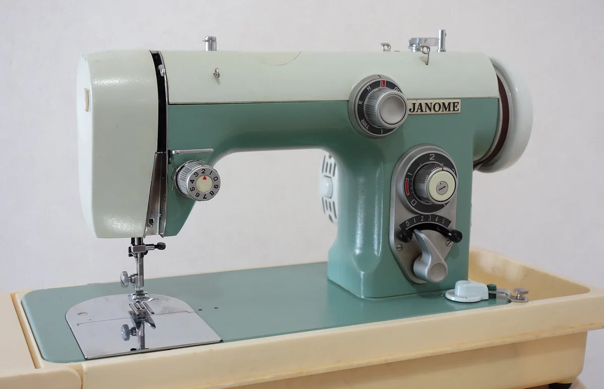 Janome sewing machine model 670, designed by Jiro Kosugi.