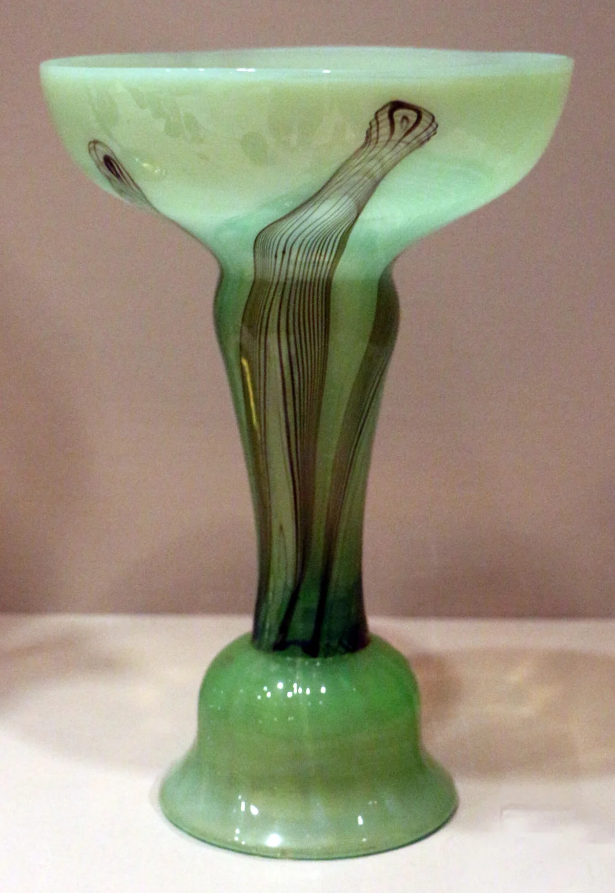 Louis comfort tiffany per tiffany glass & decorating co., vaso, vetro, 1893-96