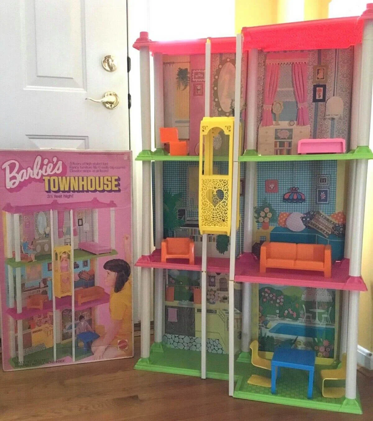 Vintage 1973 Mattel Barbie Townhouse W/ Elevator, Instructions & Original Box