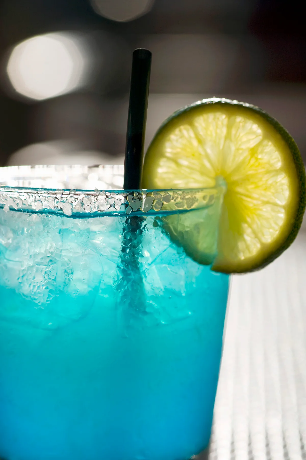 Blue Frostbite with Lime Slice