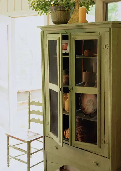 Green hutch