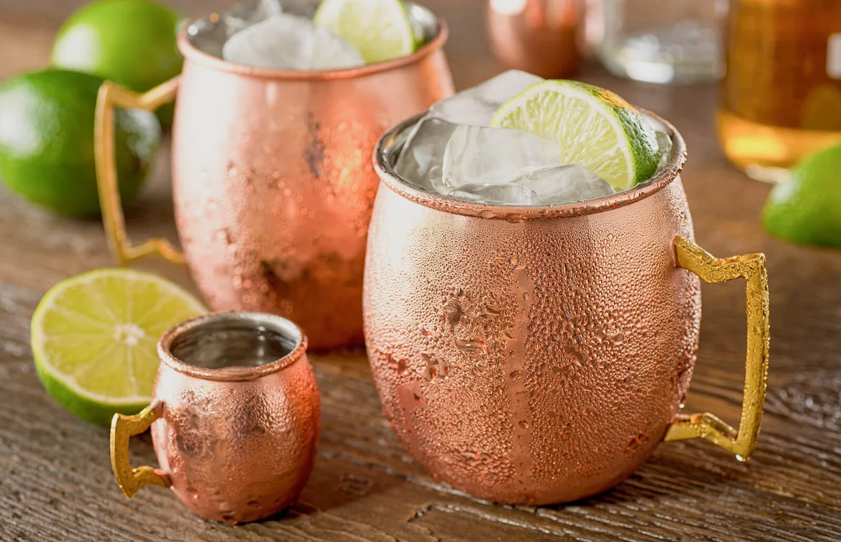 delicious moscow mule cocktail with vodka, ginger beer, lime juice and ice