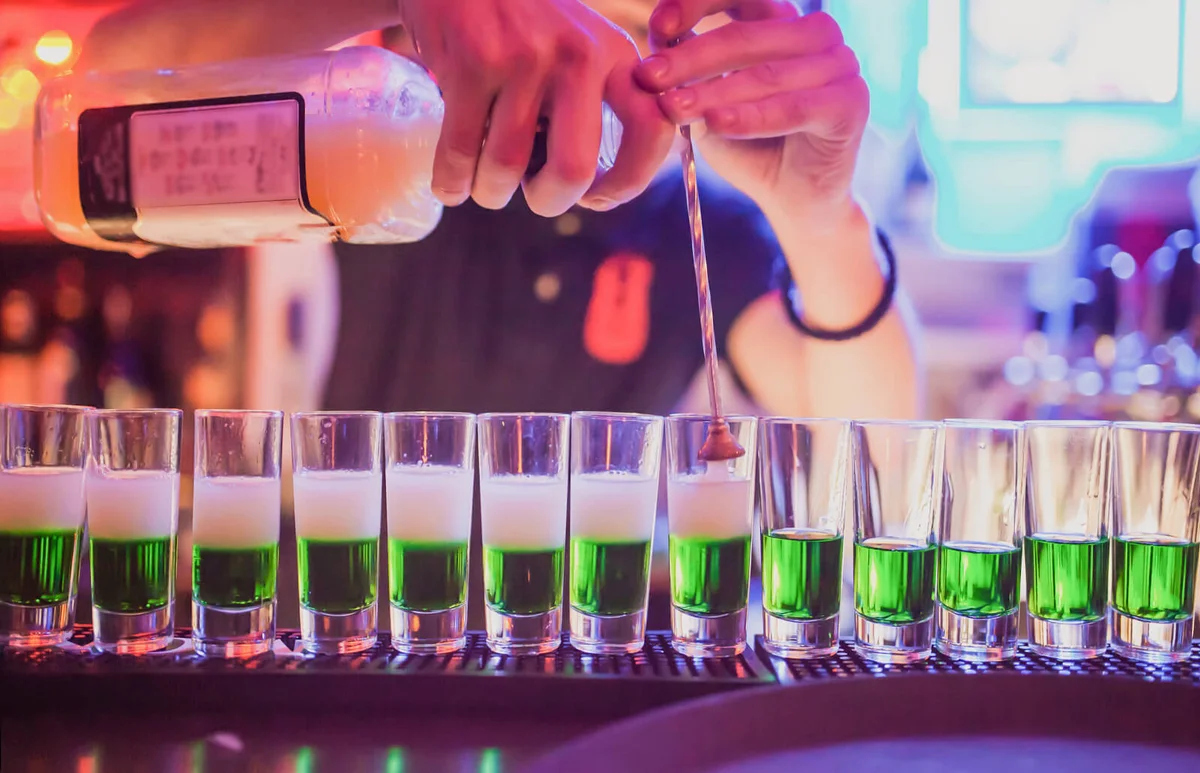 Preparation of a green cocktail