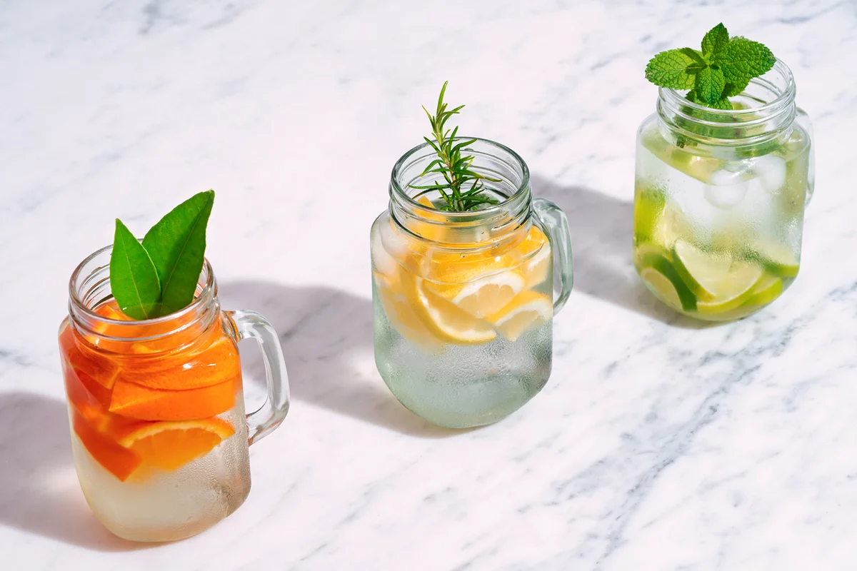 Soda and vodka sour