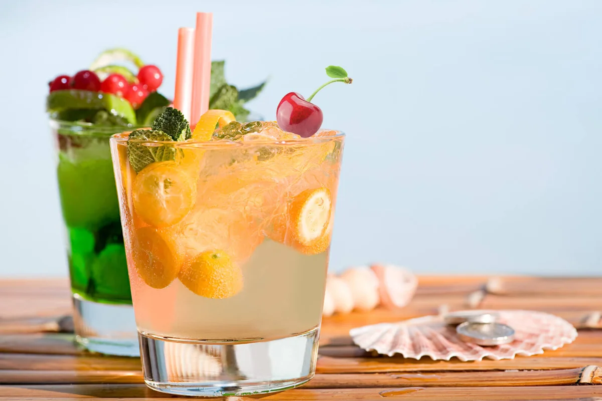 Cranberry Kumquat Fizz Cocktail