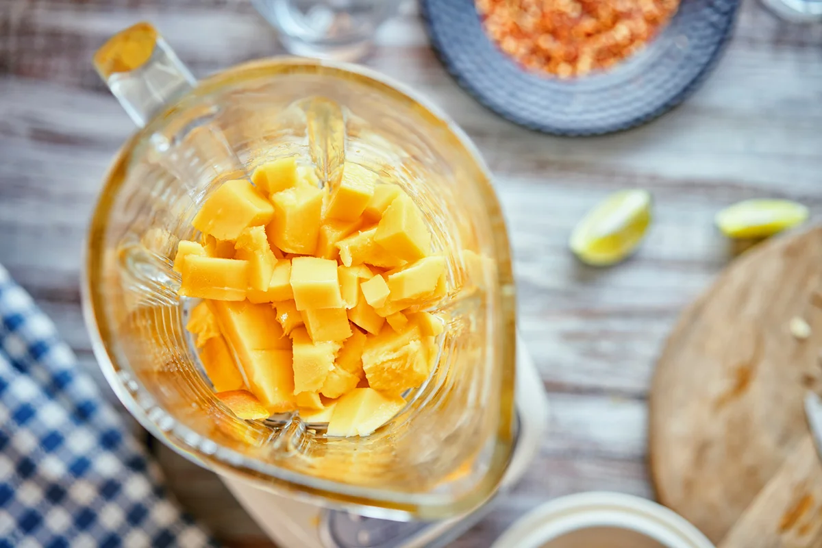 Mango madness frozen margarita
