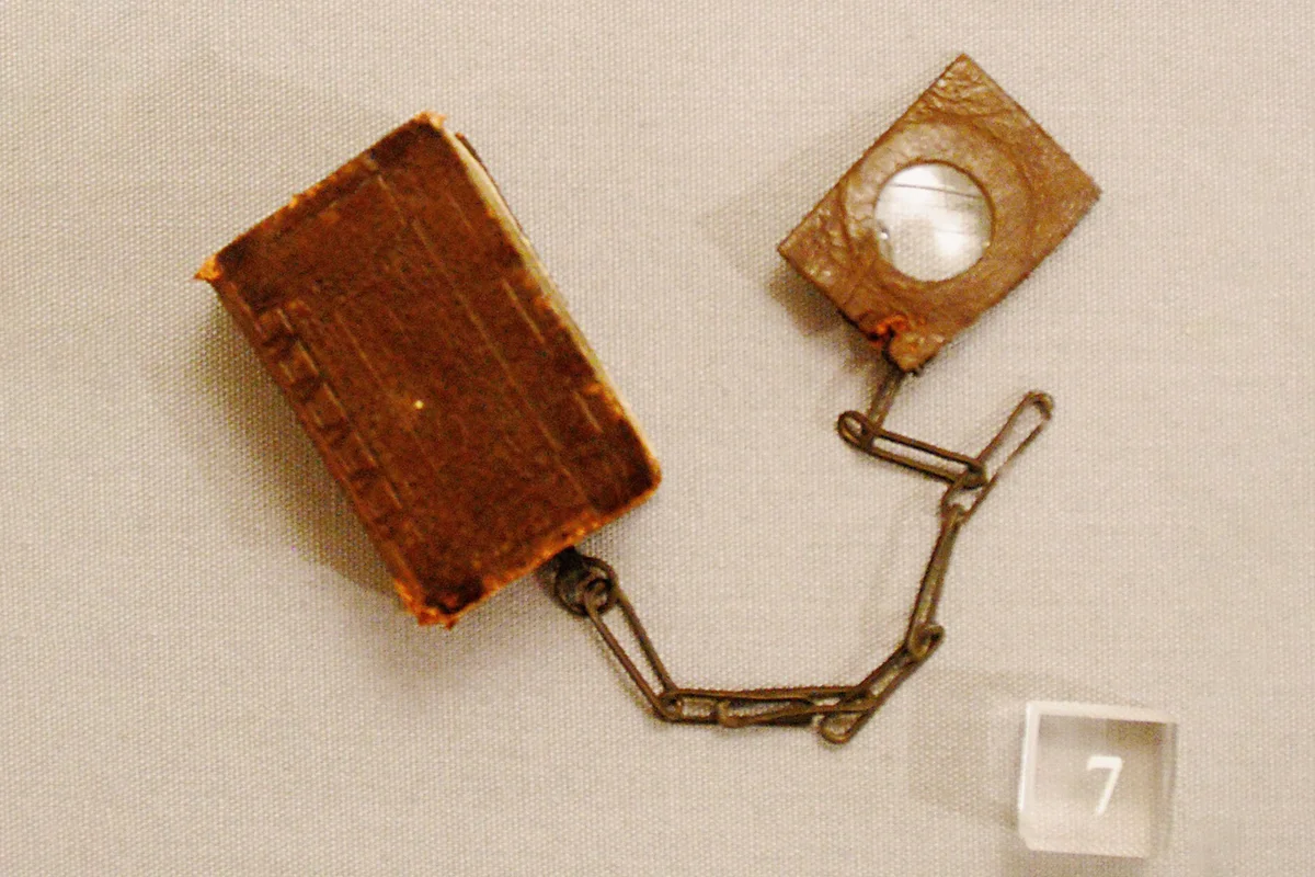 Bryce Bible with its own magnifying glass attached