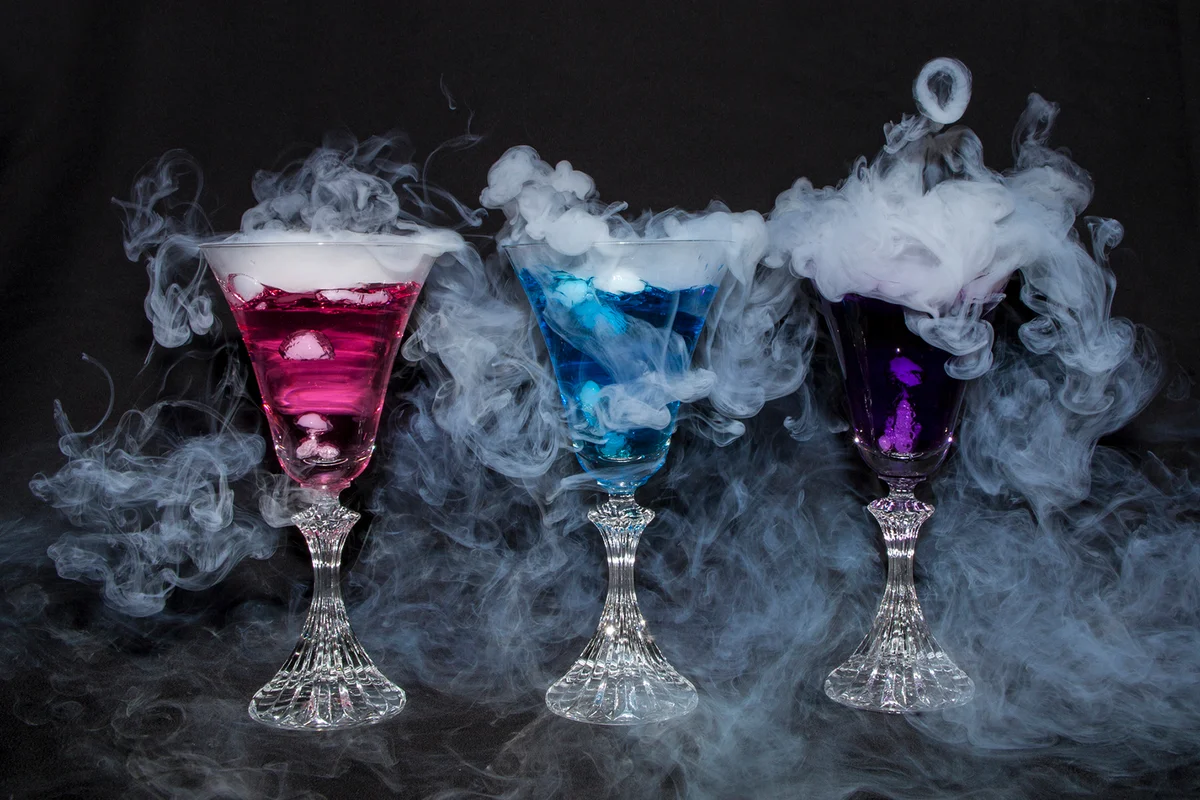 cocktails with dry ice