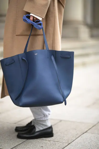 Elise Soho with blue Celine bag
