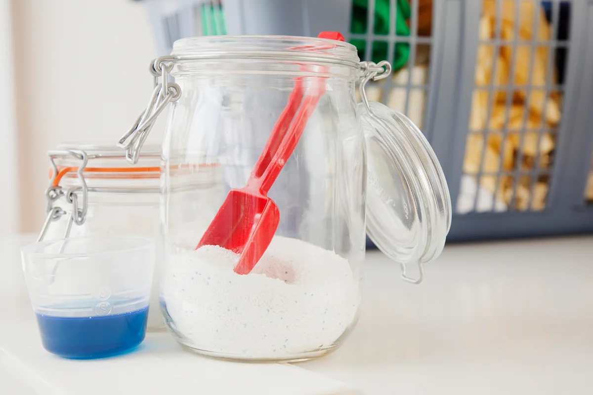 Detergent and washing powder