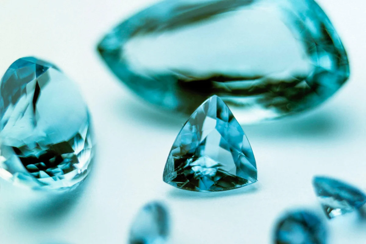 Aquamarine gems