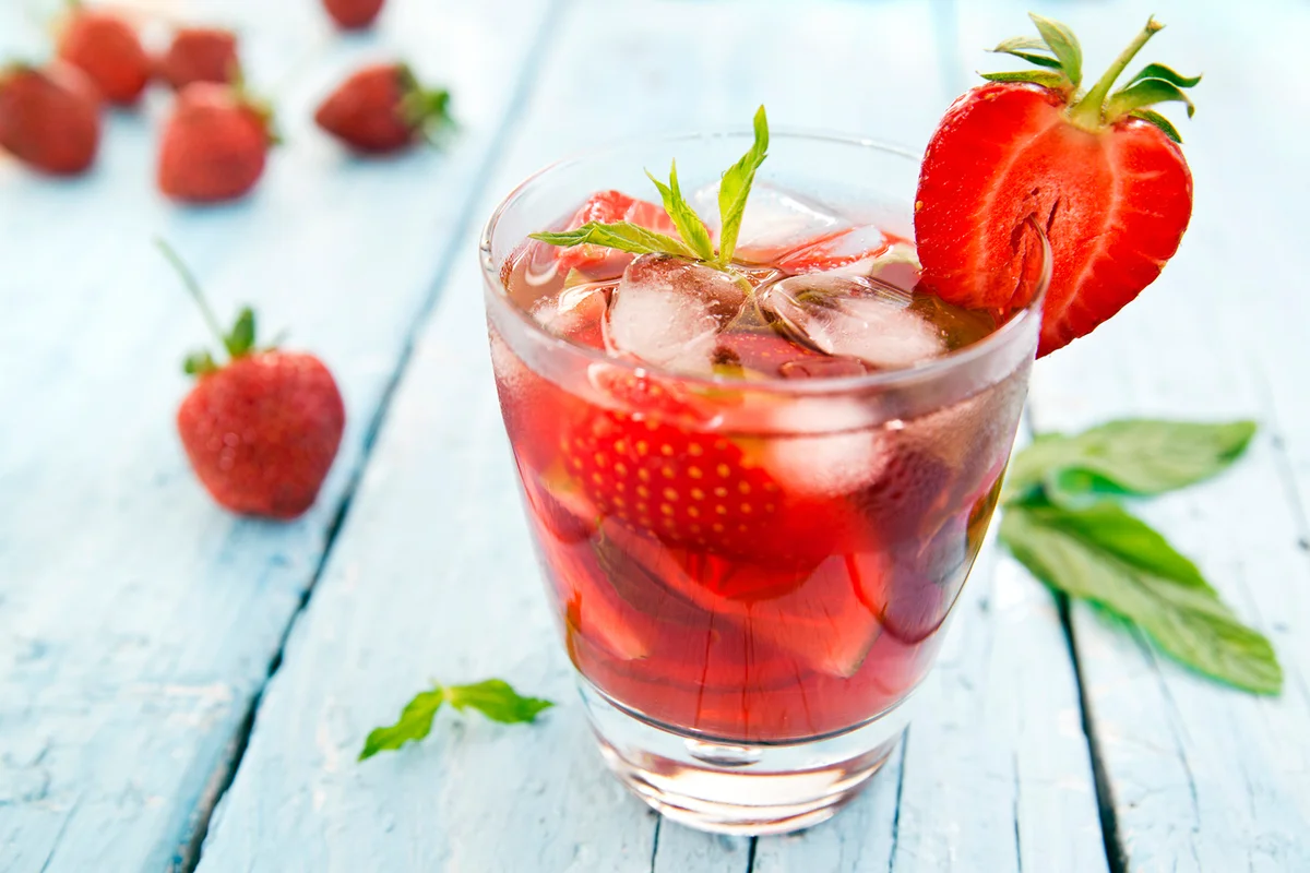 Strawberry Lemon Drop Martini