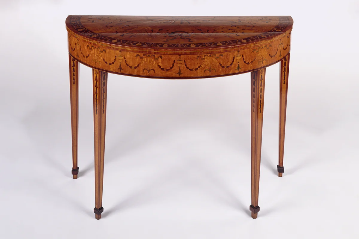 demi-lune table circa 1785