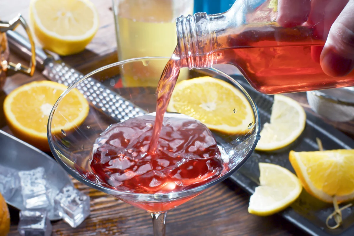 Making grenadine cocktail at home