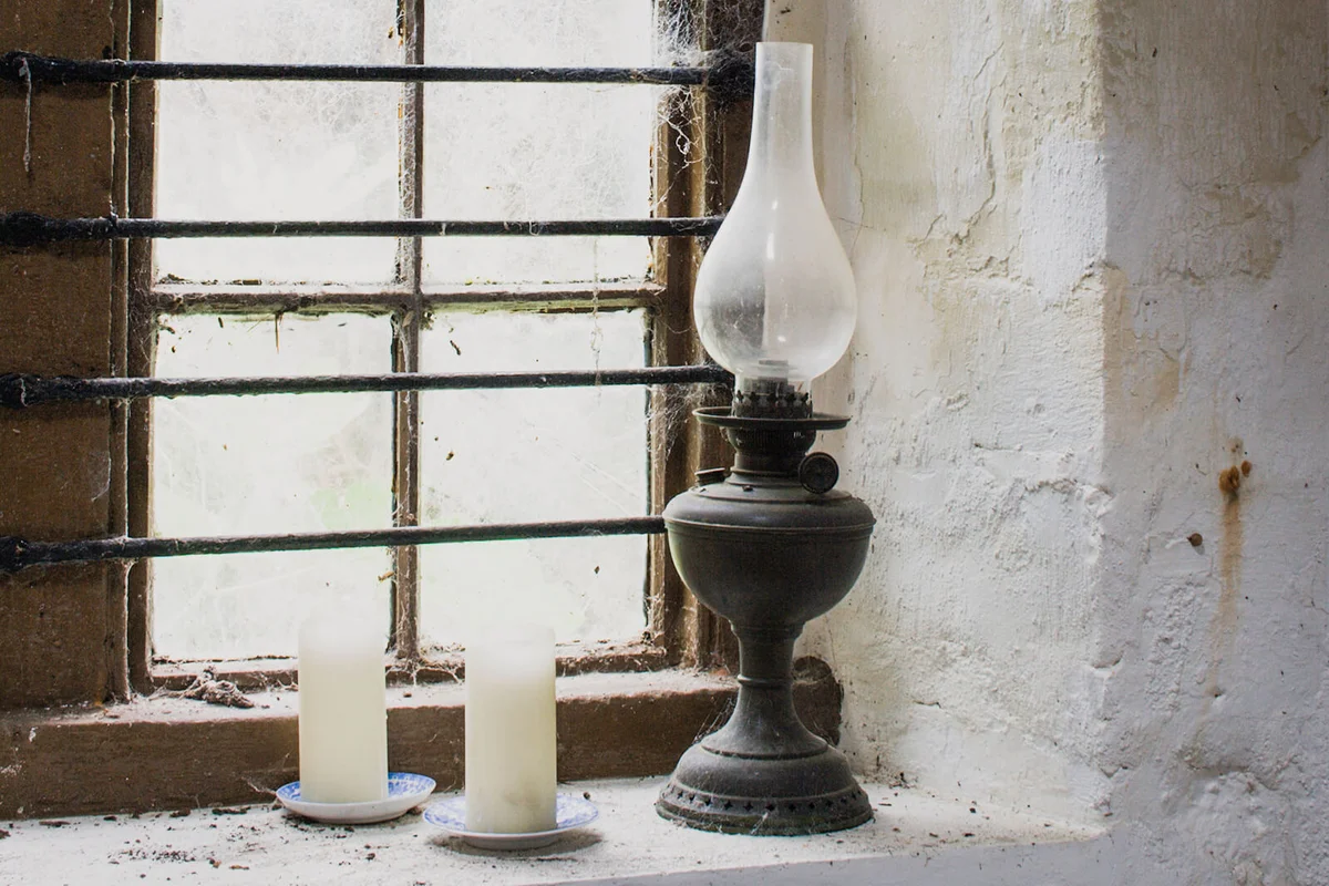 Central Draft Lamp